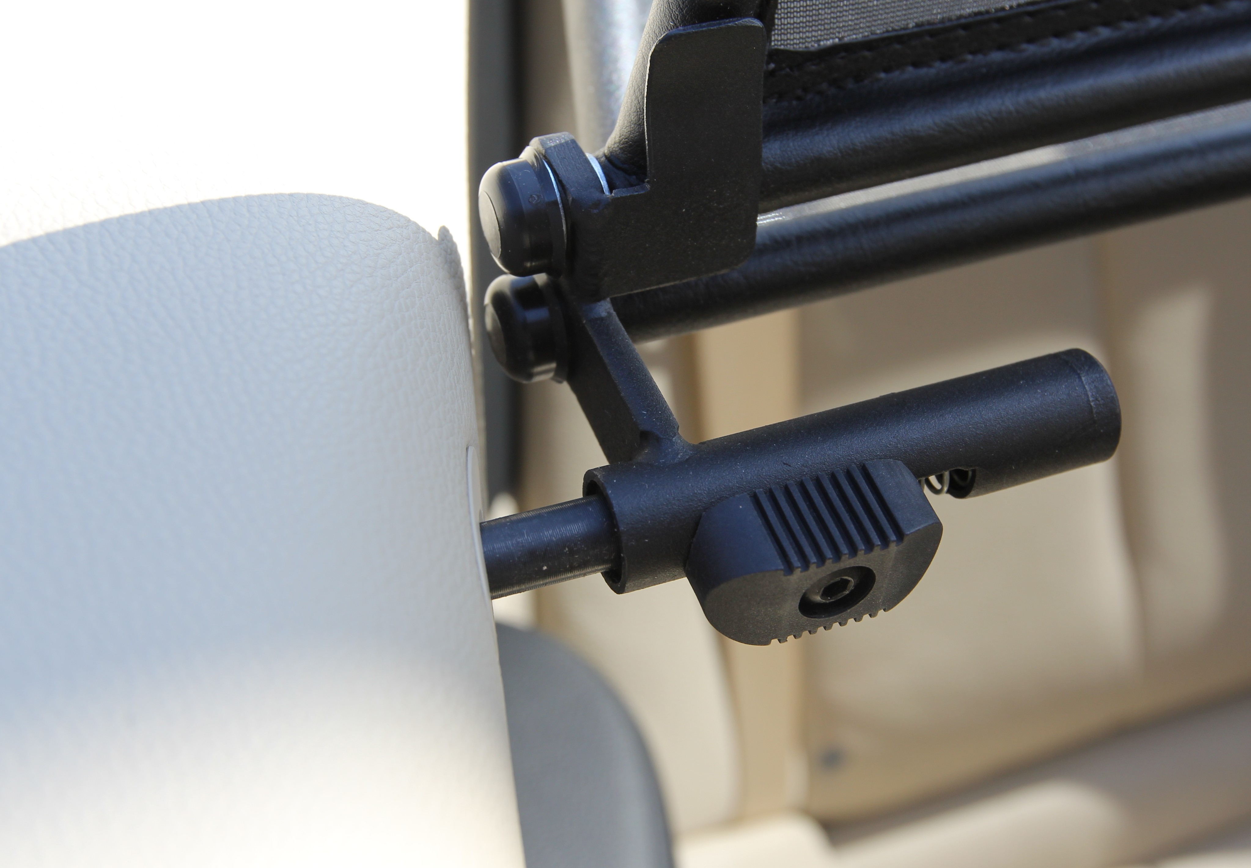 AIRAX Windschott für BMW 6er Typ (E64) mit Tasche