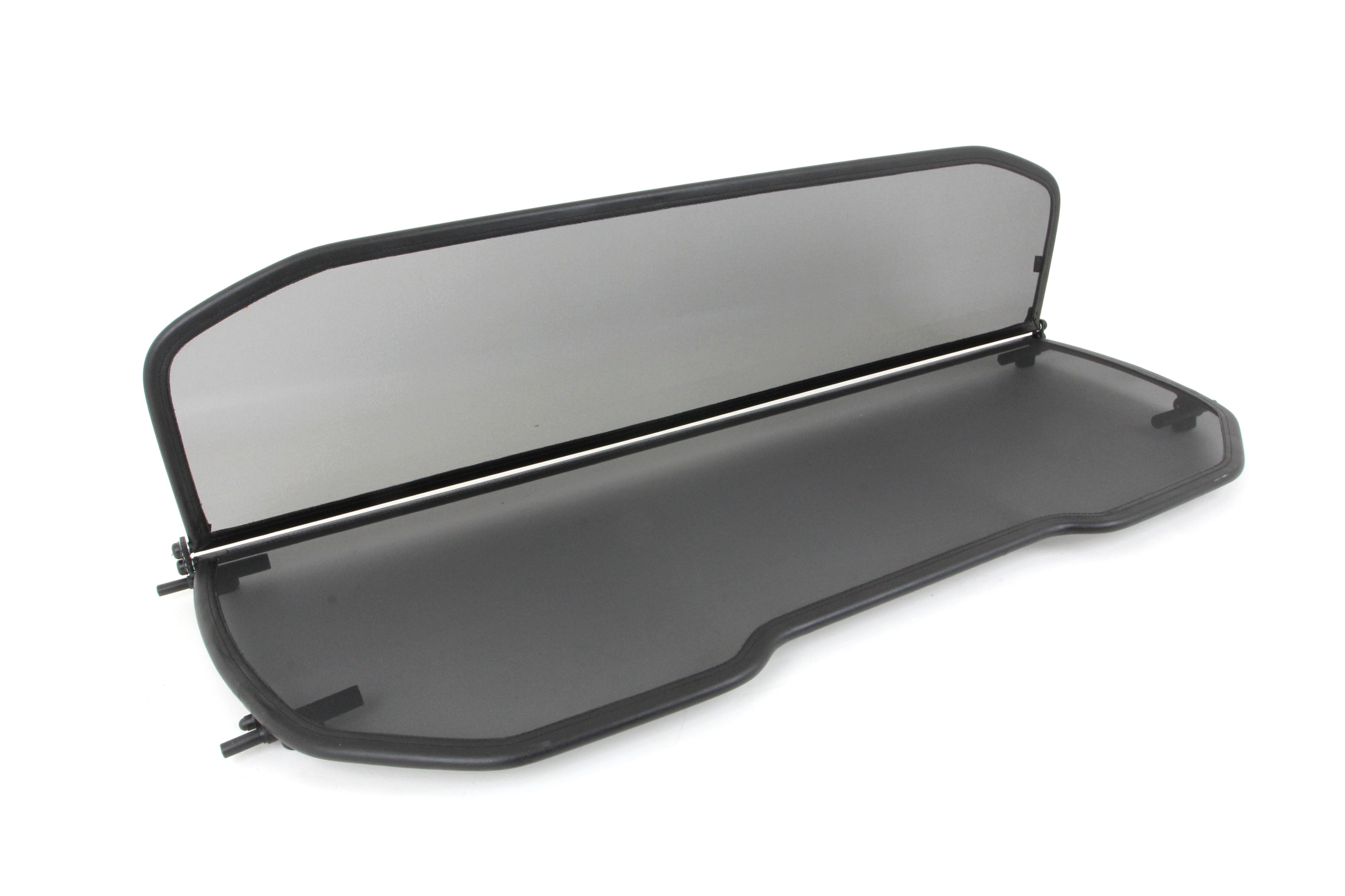 Wind deflector for Maserati GranCabrio