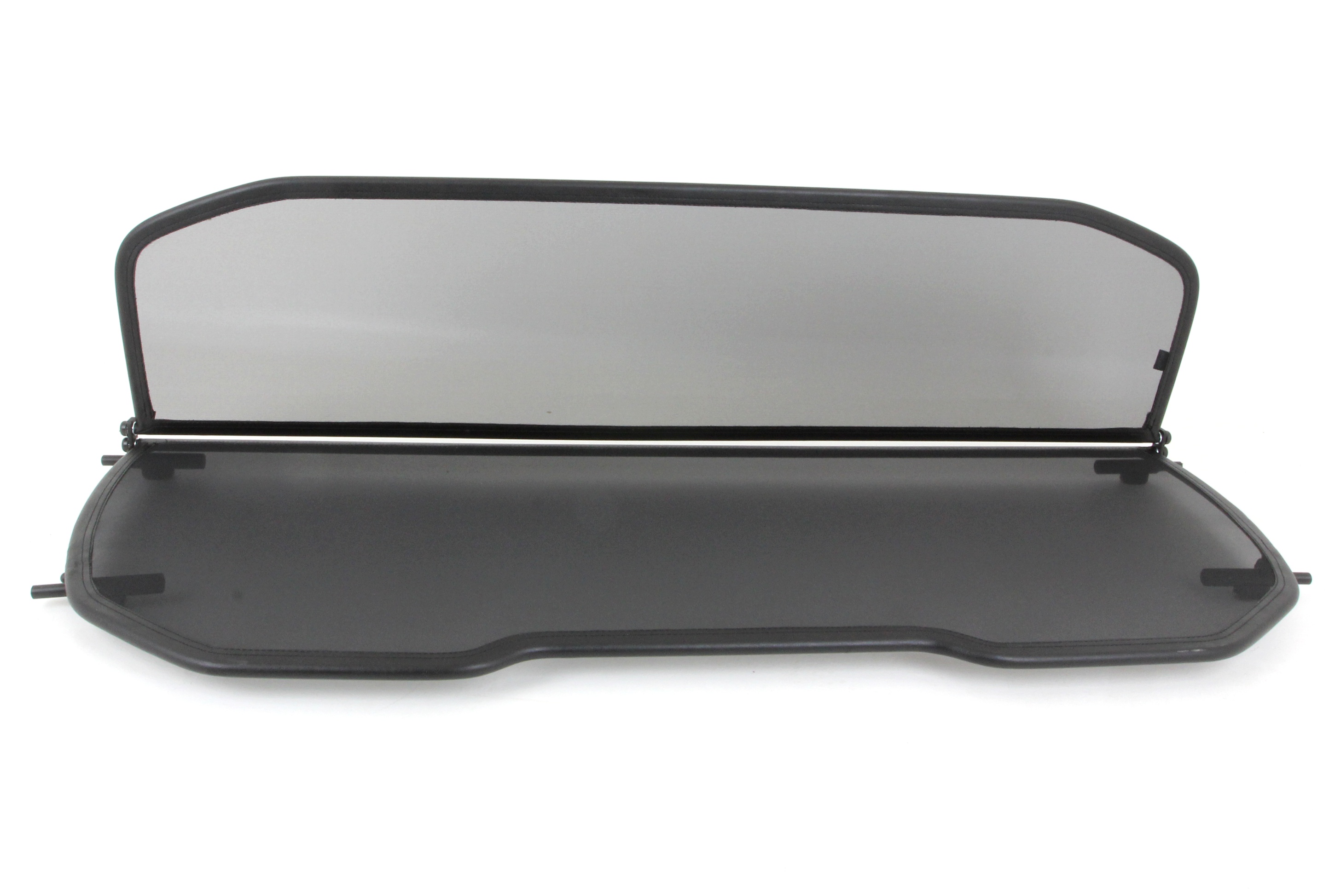 Wind deflector for Maserati GranCabrio
