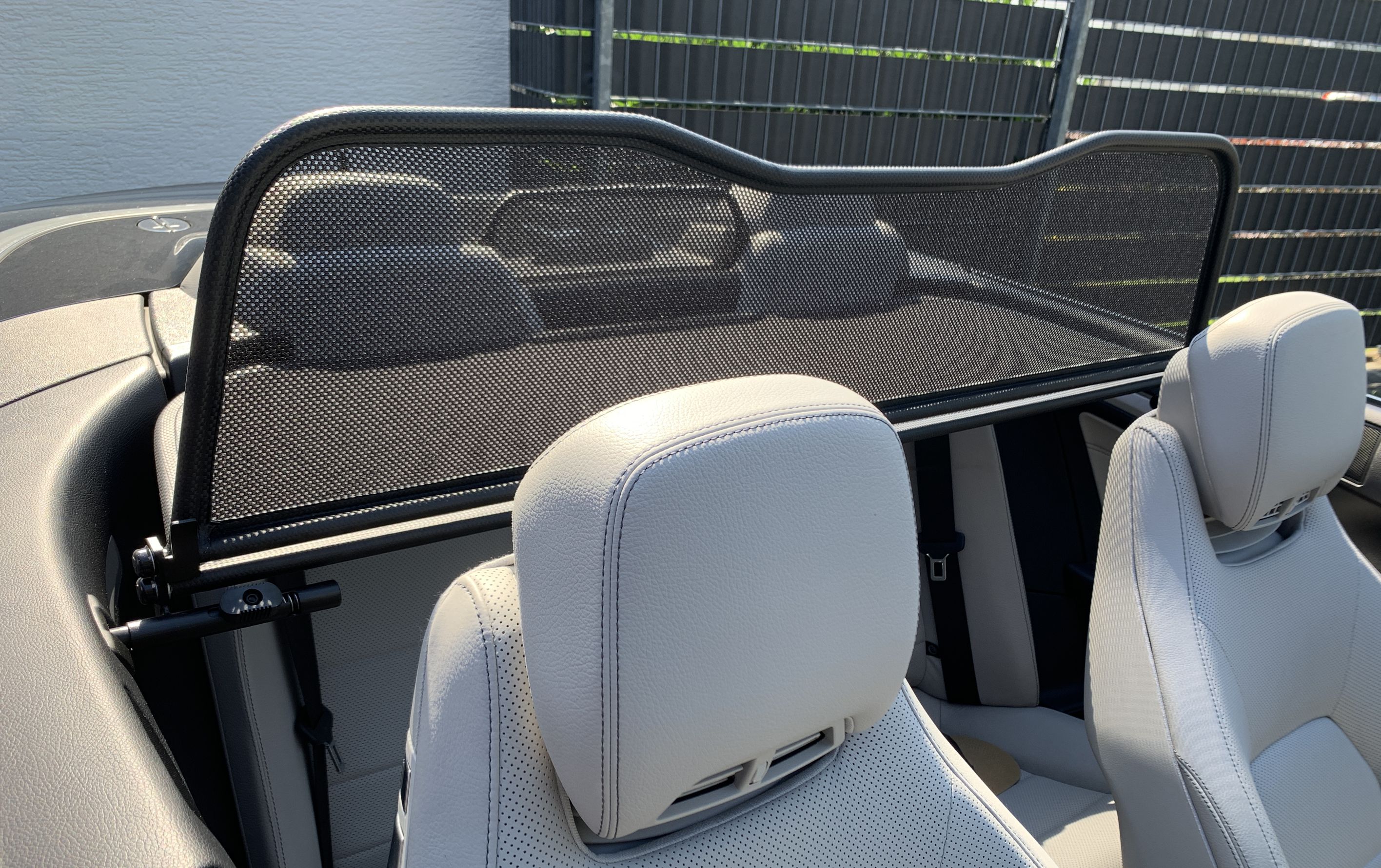 Windschott für Mercedes E-Klasse A 207 in Carbon Optik