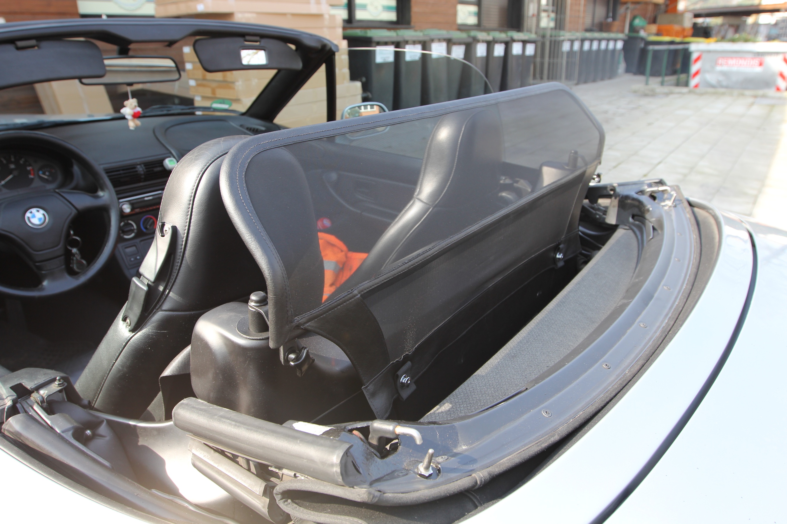 AIRAX wind deflector for BMW Z3 Roadster without roll bar 