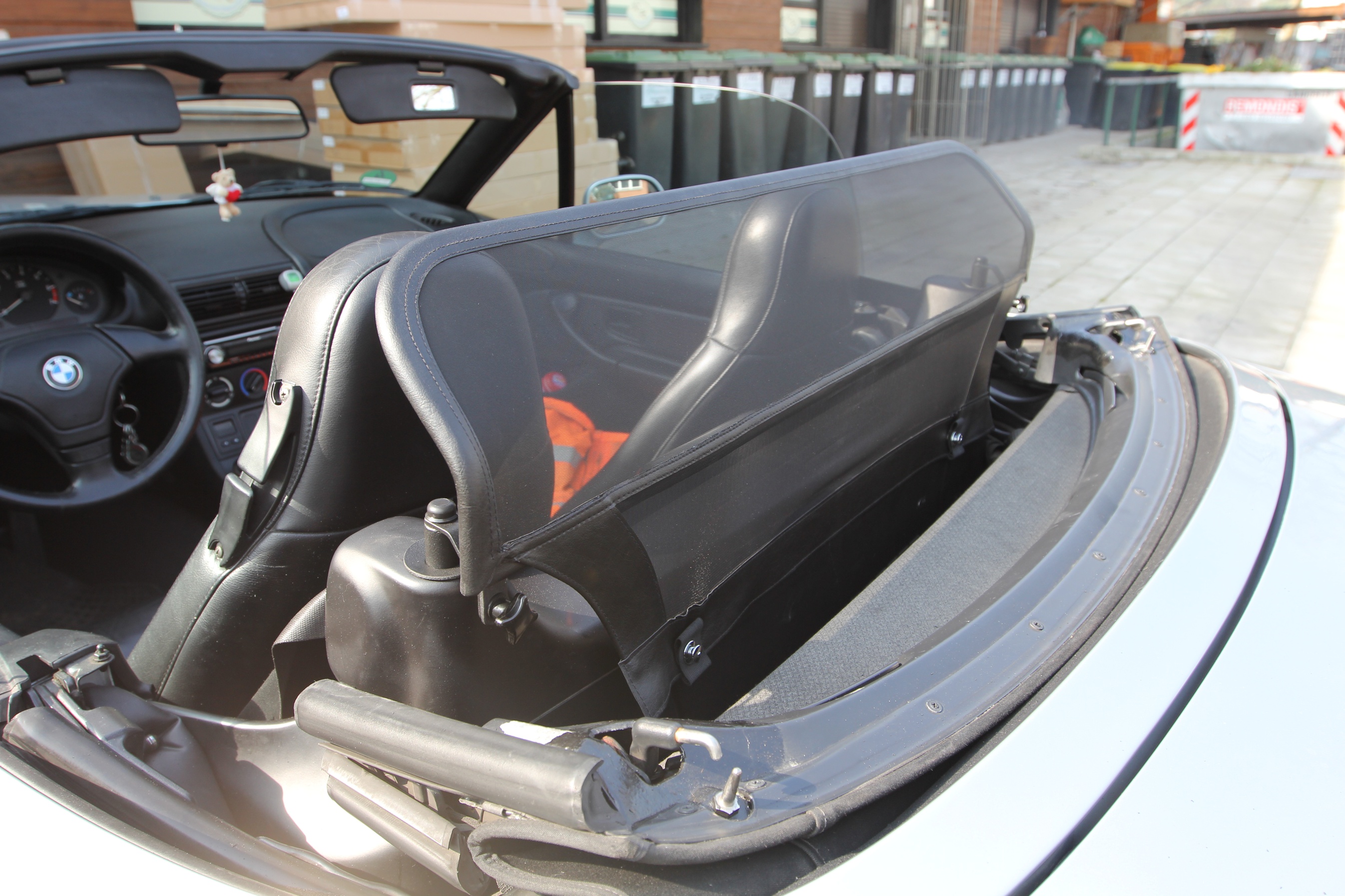 AIRAX BMW Z3 Bj.1995-2003 Windschott für Roadster ohne Überrollbügel