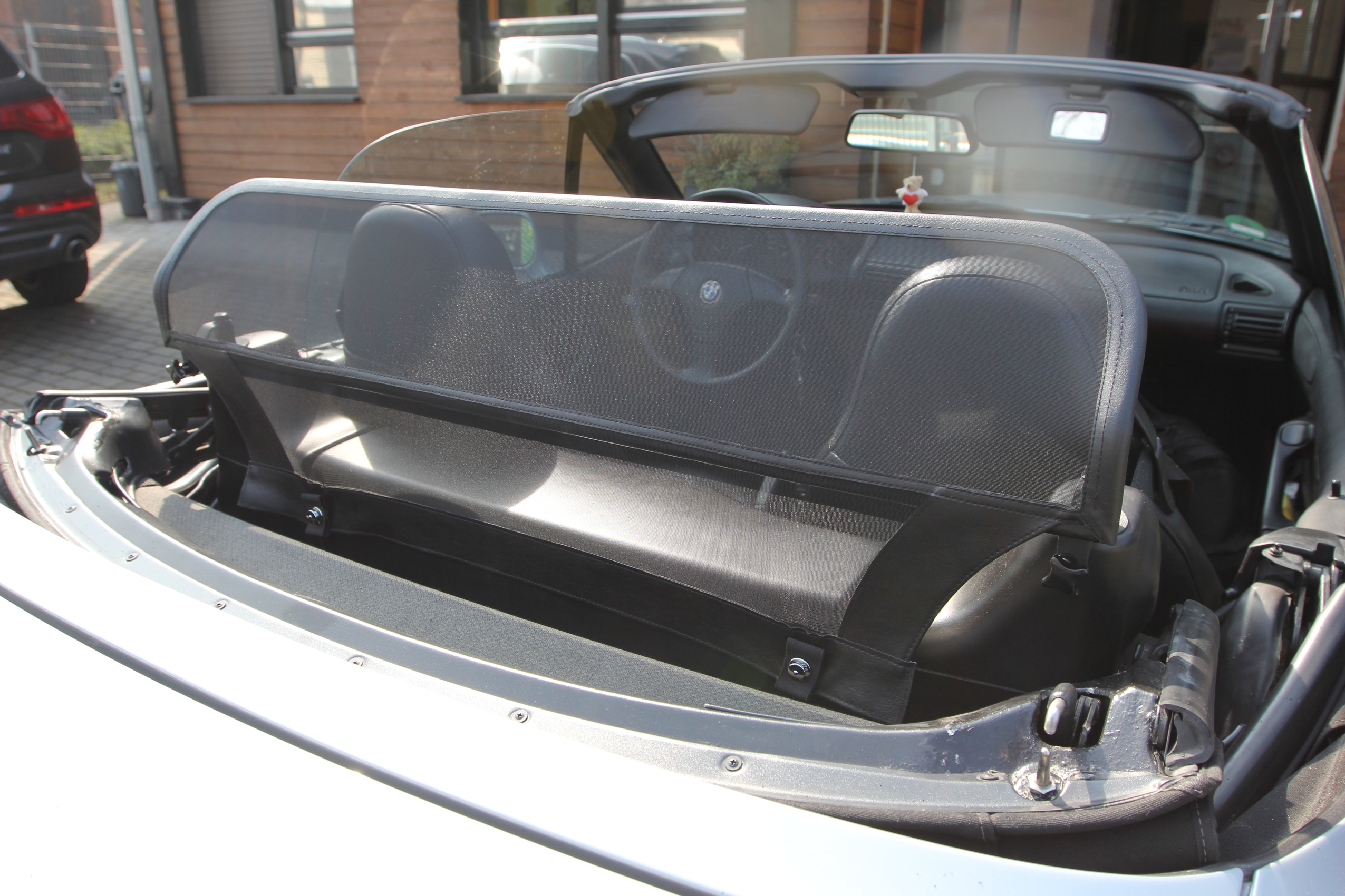 AIRAX BMW Z3 Bj.1995-2003 Windschott für Roadster ohne Überrollbügel