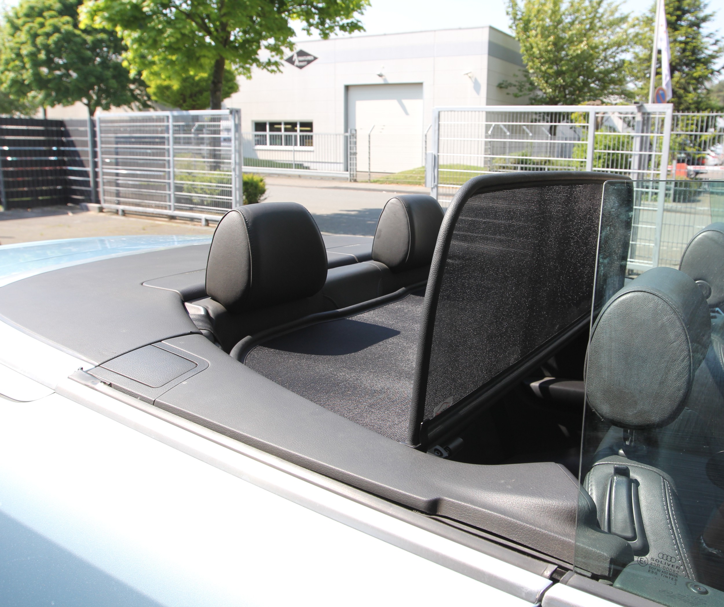 AIRAX Windschott für Audi A4 mit Tasche