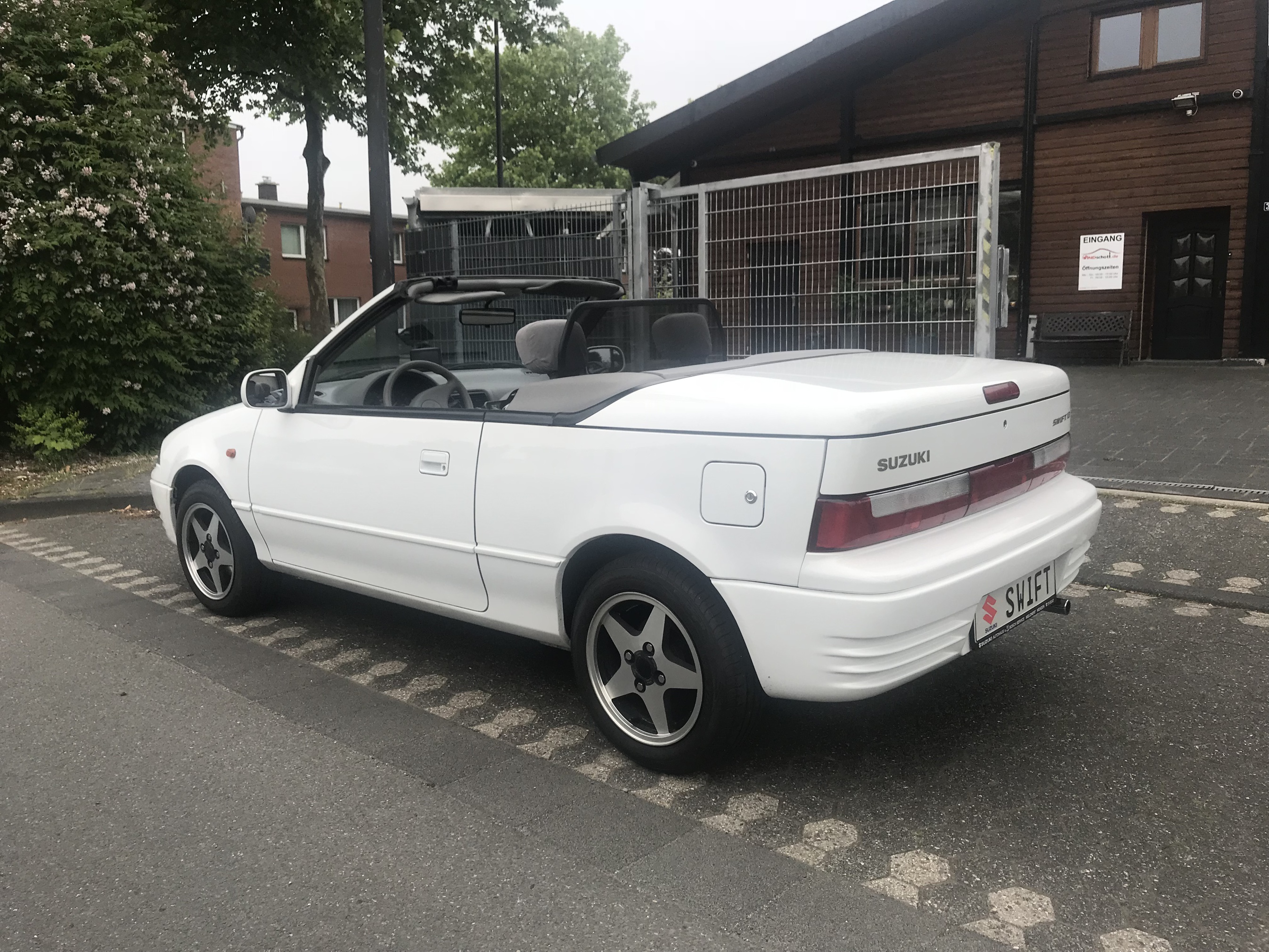 Wind deflector suitable for Suzuki Swift / Geo Metro