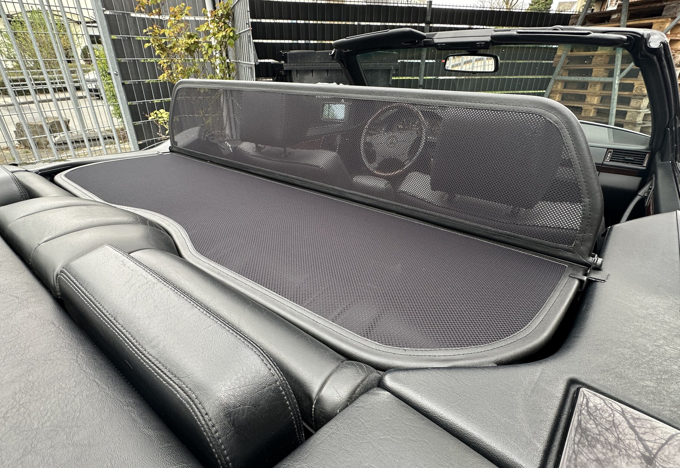 Wind deflector suitable for Mercedes Benz E-Klasse A124 Convertible