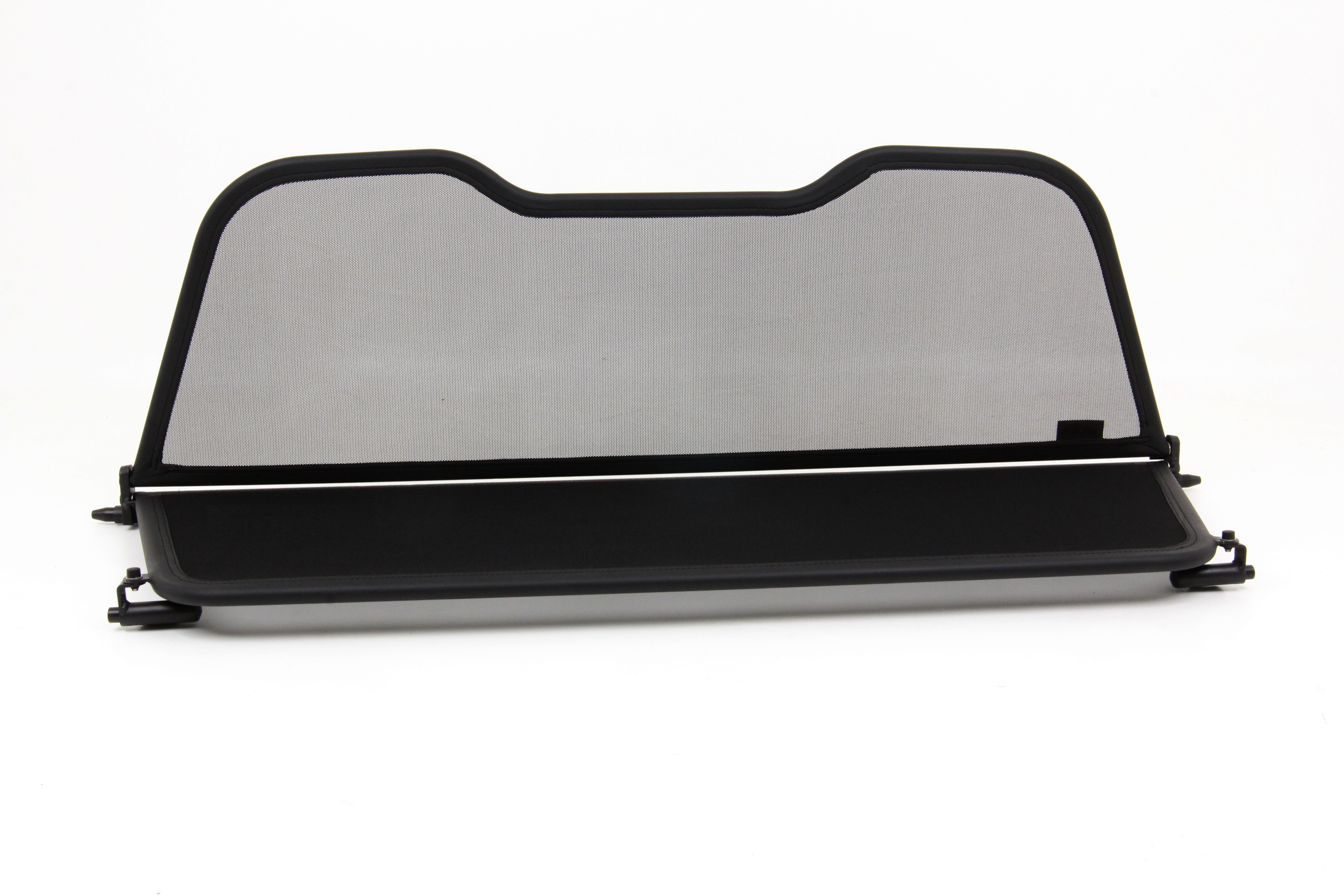 Airax wind deflector suitable for BMW 1er Model E88 