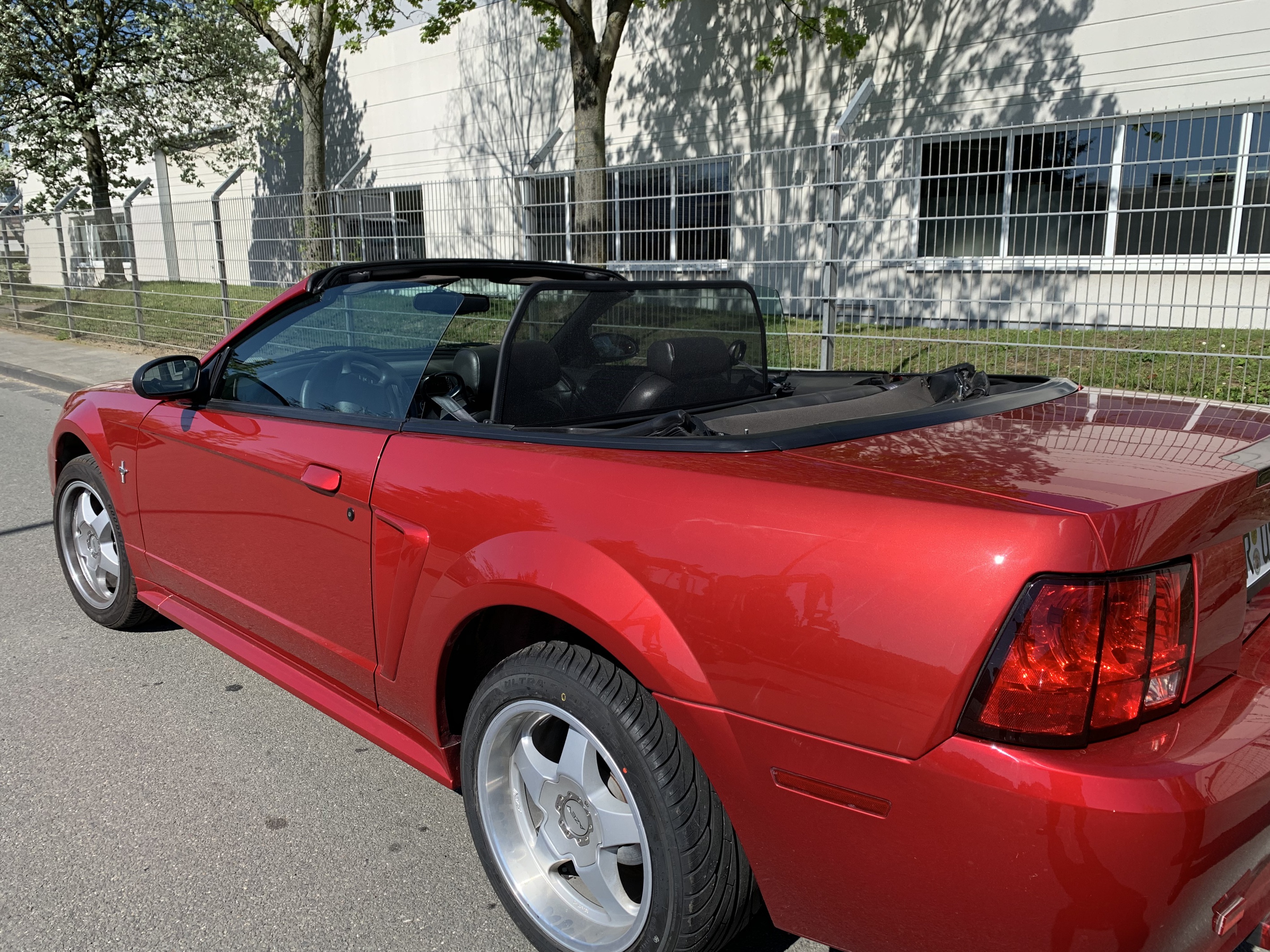 Airax windscherm geschikt voor Ford Mustang IV Cabrio  