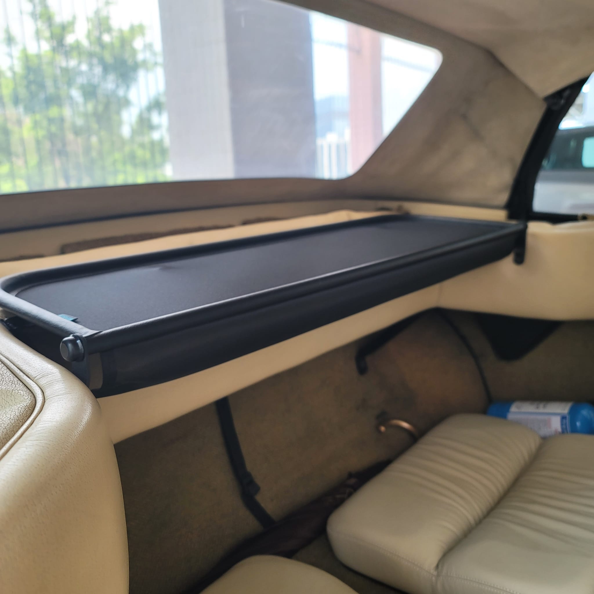 Wind deflector suitable for Maserati Bi Turbo Spider