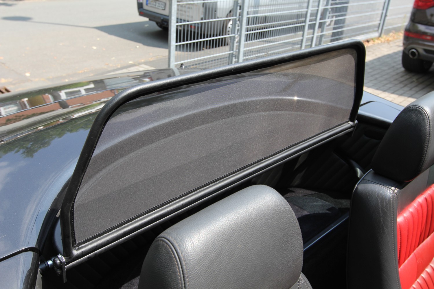 Airax wind deflector suitable for Alfa Romeo Spider 916 