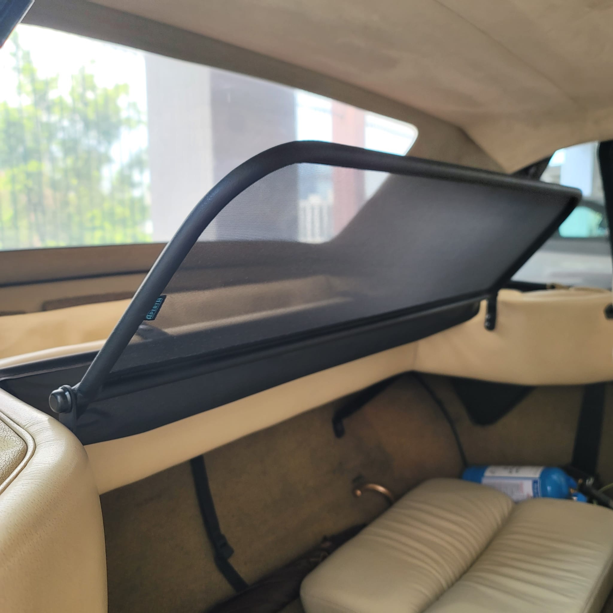 Wind deflector suitable for Maserati Bi Turbo Spider