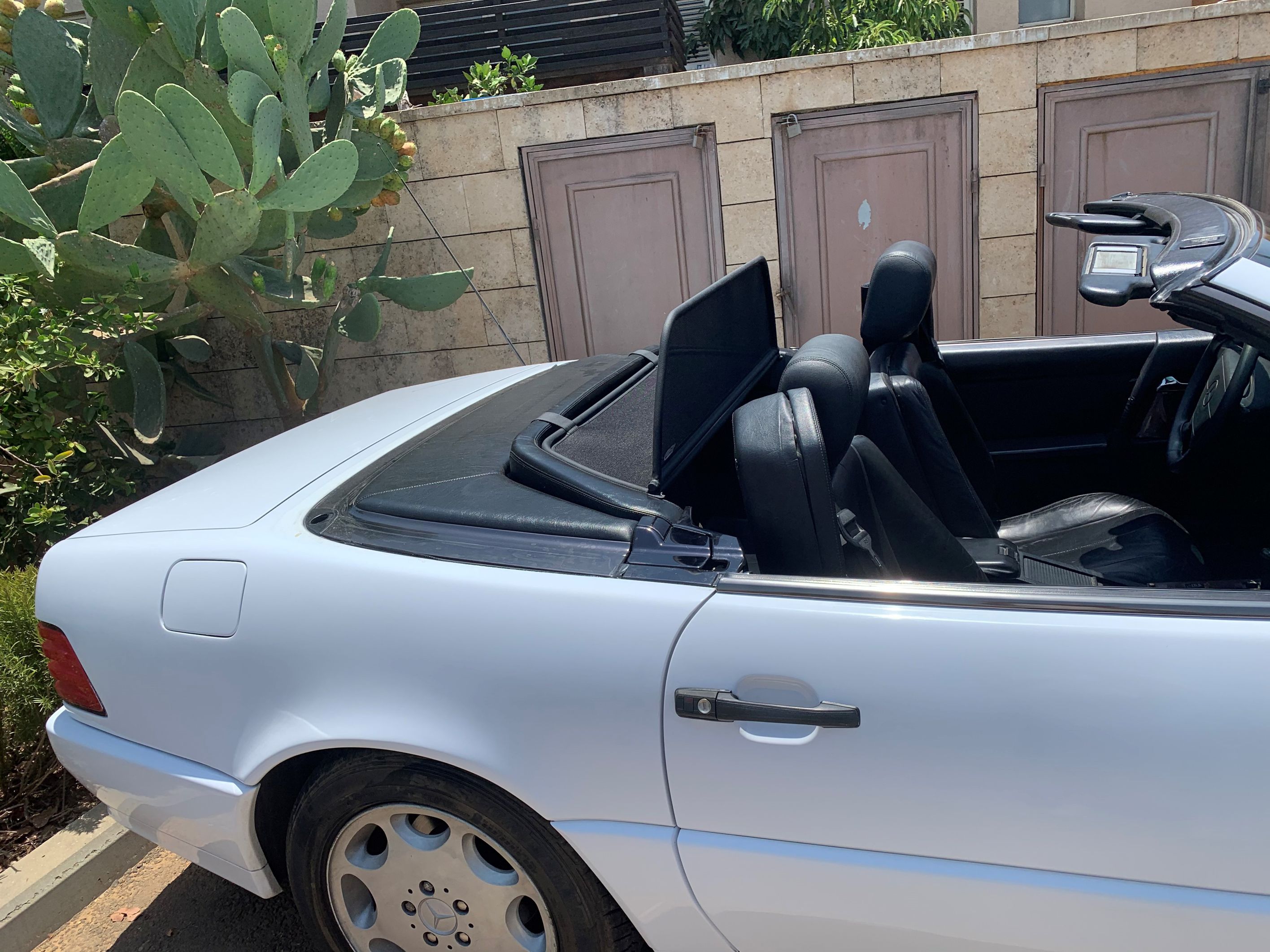 Airax wind deflector suitable for Mercedes SL R129