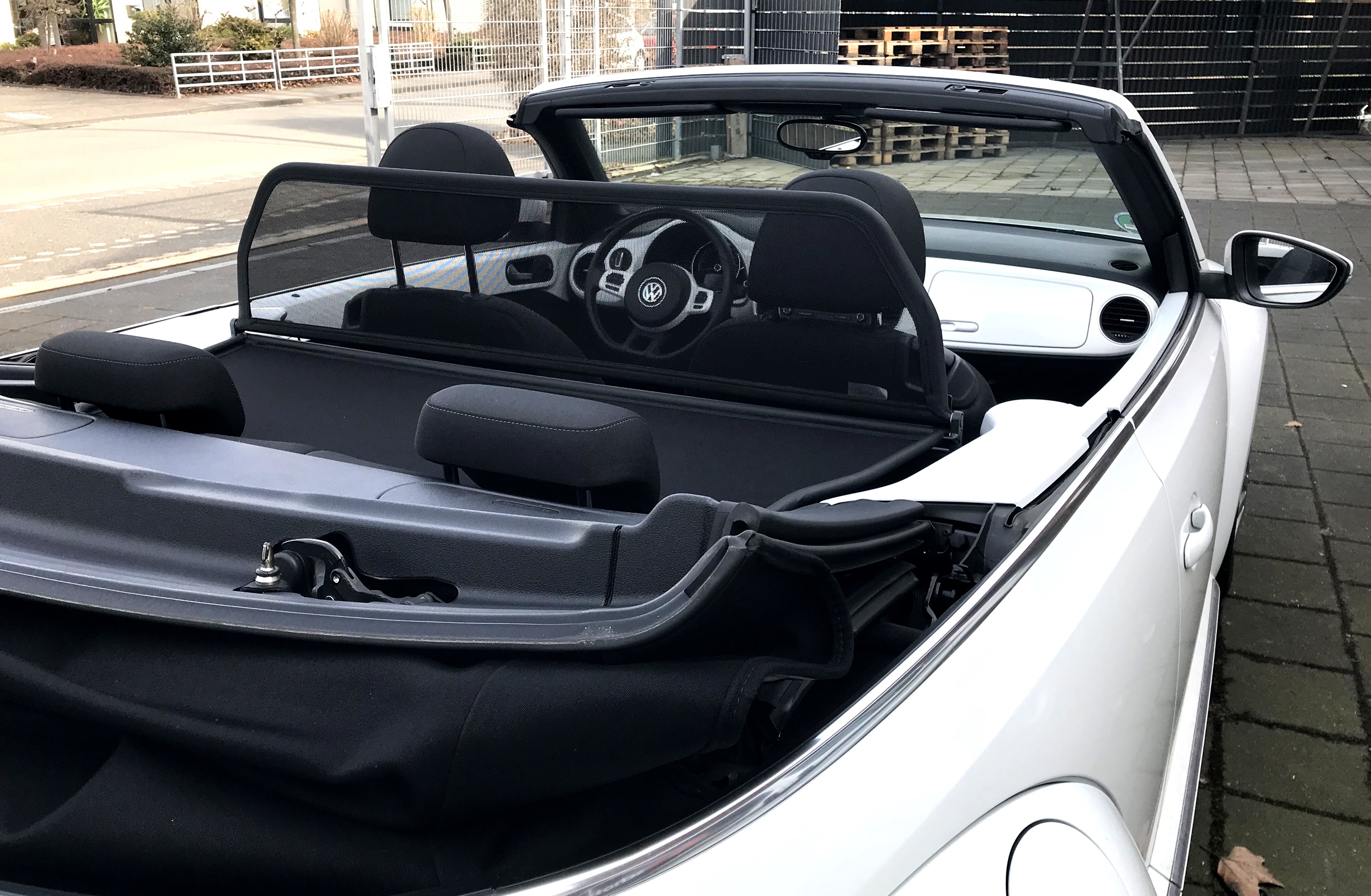 AIRAX Windschott für VW The Beetle Cabrio mit Schnellverschluss 